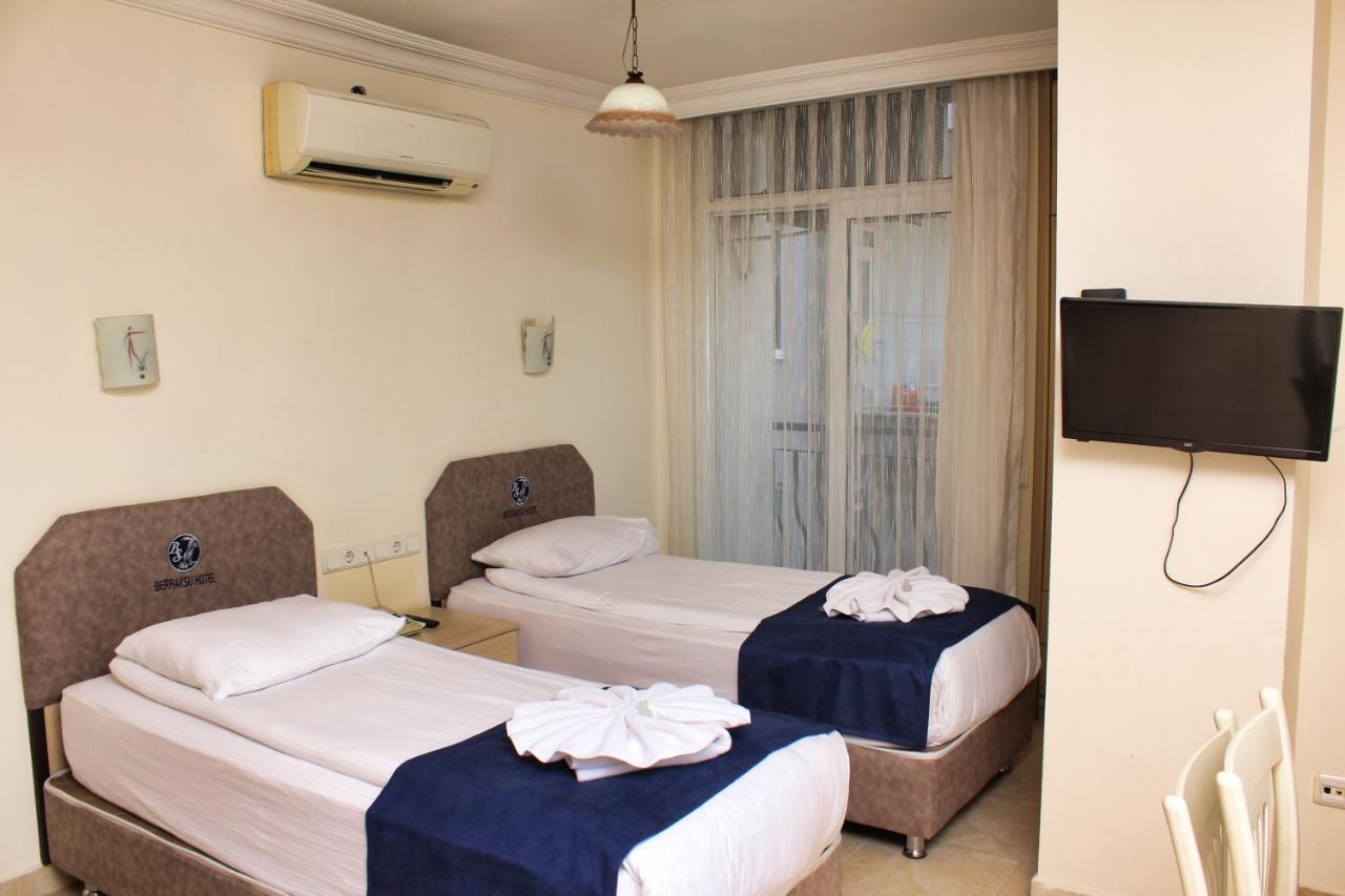 Berrak Su Hotel Antalya Ngoại thất bức ảnh
