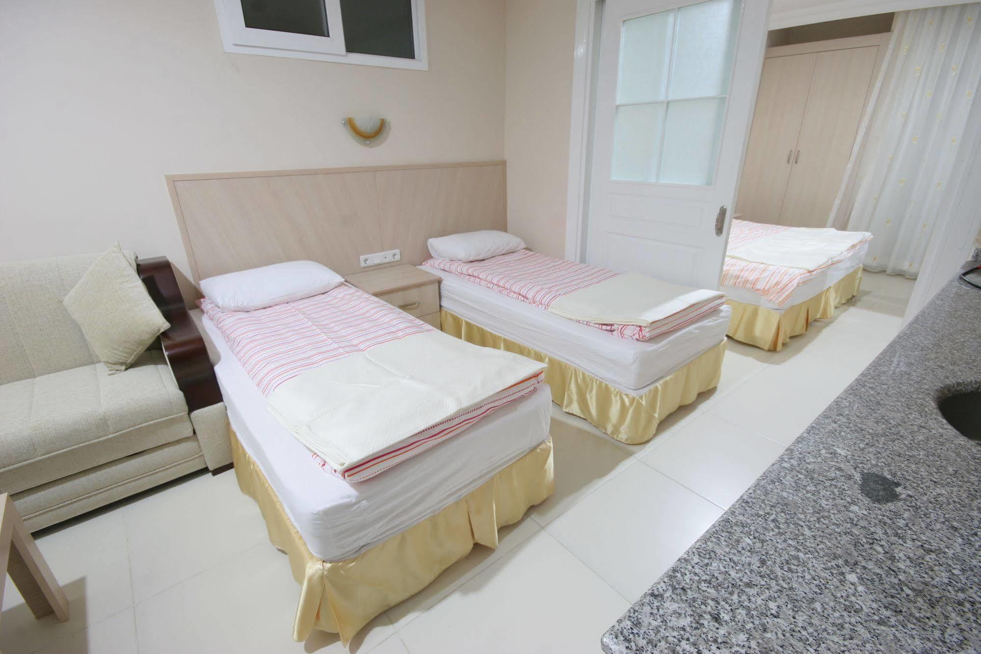 Berrak Su Hotel Antalya Ngoại thất bức ảnh
