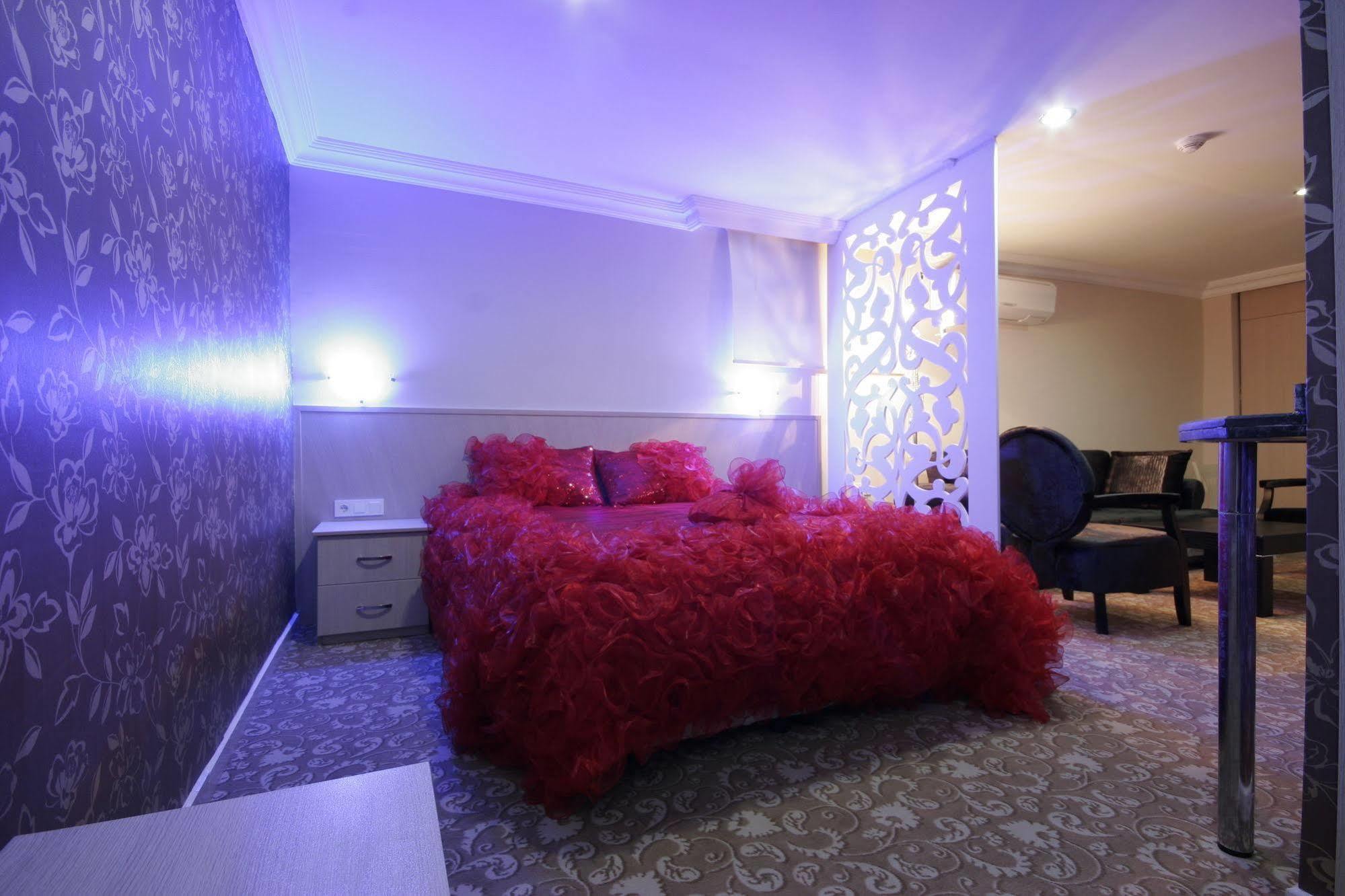 Berrak Su Hotel Antalya Ngoại thất bức ảnh