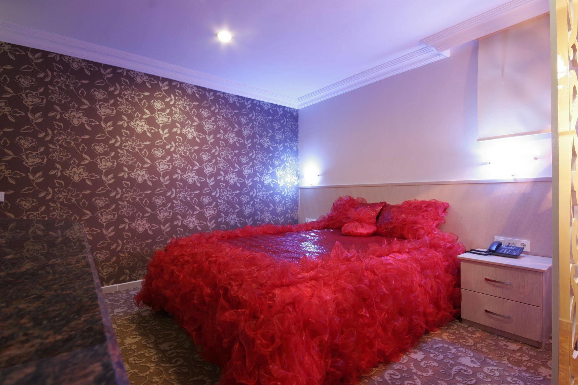 Berrak Su Hotel Antalya Ngoại thất bức ảnh
