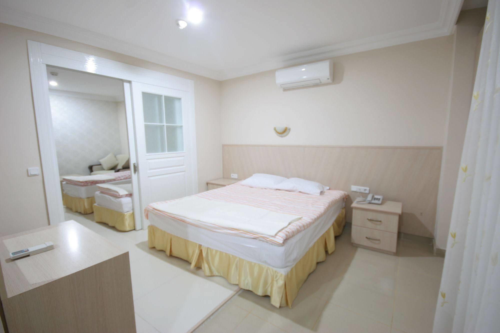 Berrak Su Hotel Antalya Ngoại thất bức ảnh